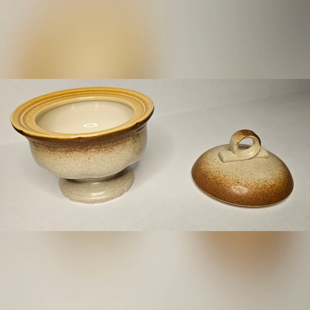 Sugar Bowl & Lid Vintage 1981 Whole Wheat by MIKASA: [E8000]
